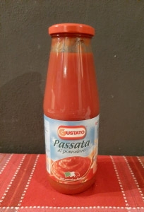 GUSTATO PASSATA di pomodoro